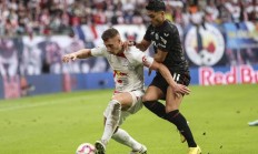 爱游戏网页版入口-莱比锡RB队迎战强敌，战术调整得到效果的简单介绍