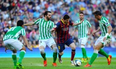 爱游戏在线-贝蒂斯险胜埃瓦尔，赢得宝贵分的简单介绍