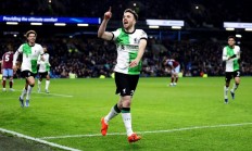 爱游戏官网-伯恩利客场不敌利物浦，遭遇连败的简单介绍