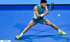 爱游戏网页版登录入口-西班牙男子网球选手成功晋级四强(西班牙男子网球选手成功晋级四强是谁)