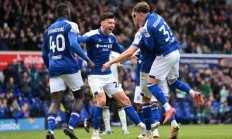 爱游戏官网网页版入口-包含柏林赫塔客场积极进攻，终结对手防线的词条