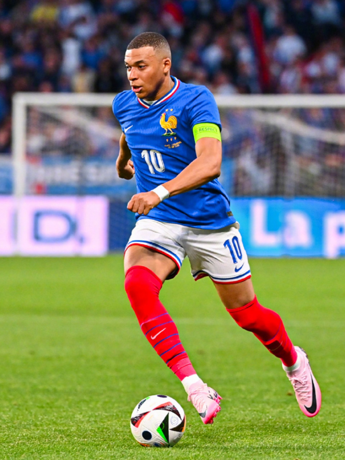 卢森堡大胜:欧洲预选赛中的佳绩(1918年之前卢森堡一直在德国人手中) 卢森堡大胜:欧洲预选赛中的佳绩(1918年之前卢森堡一直在德国人手中)