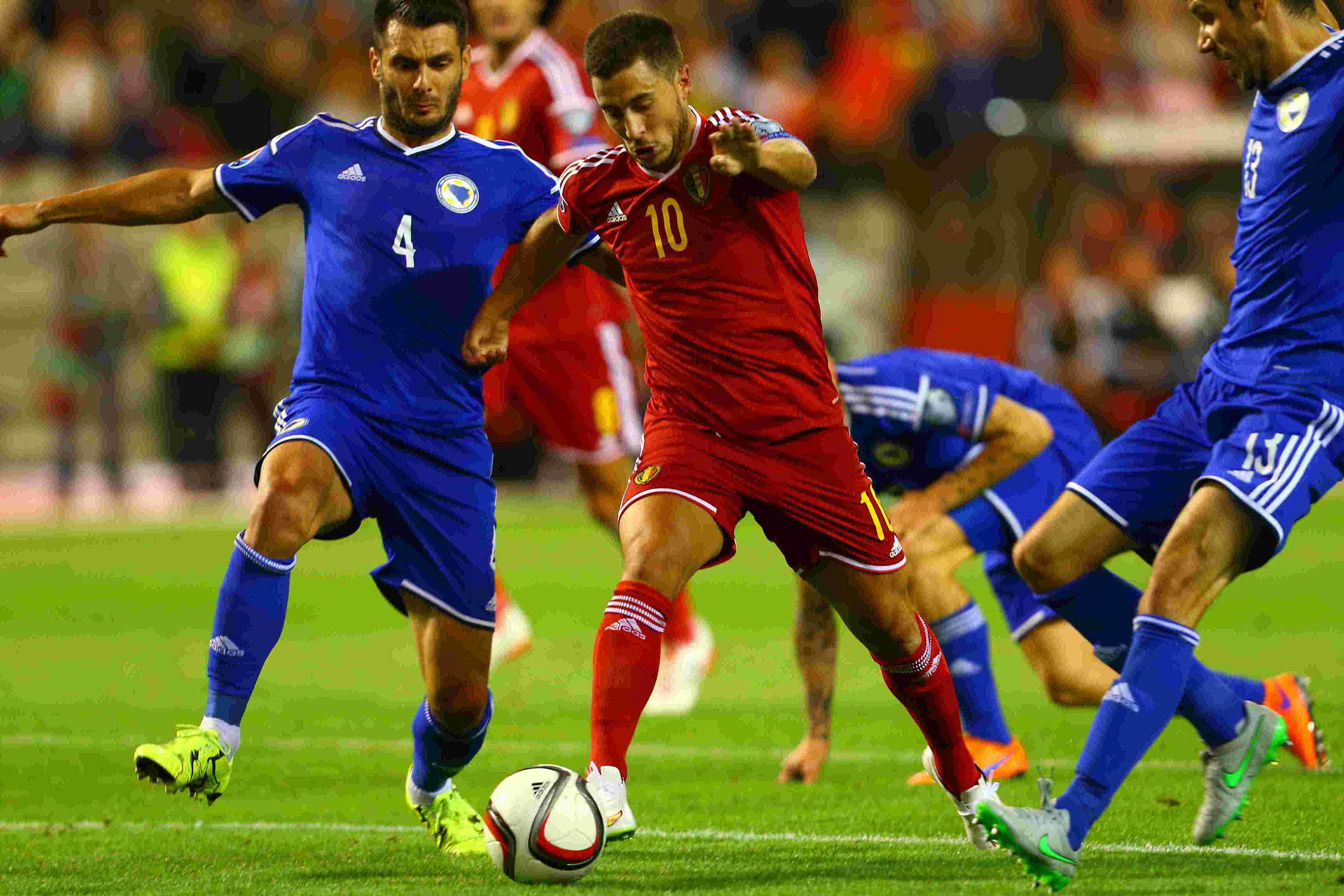 关于圣埃蒂安中场核心状态回勇，球队士气高昂的信息