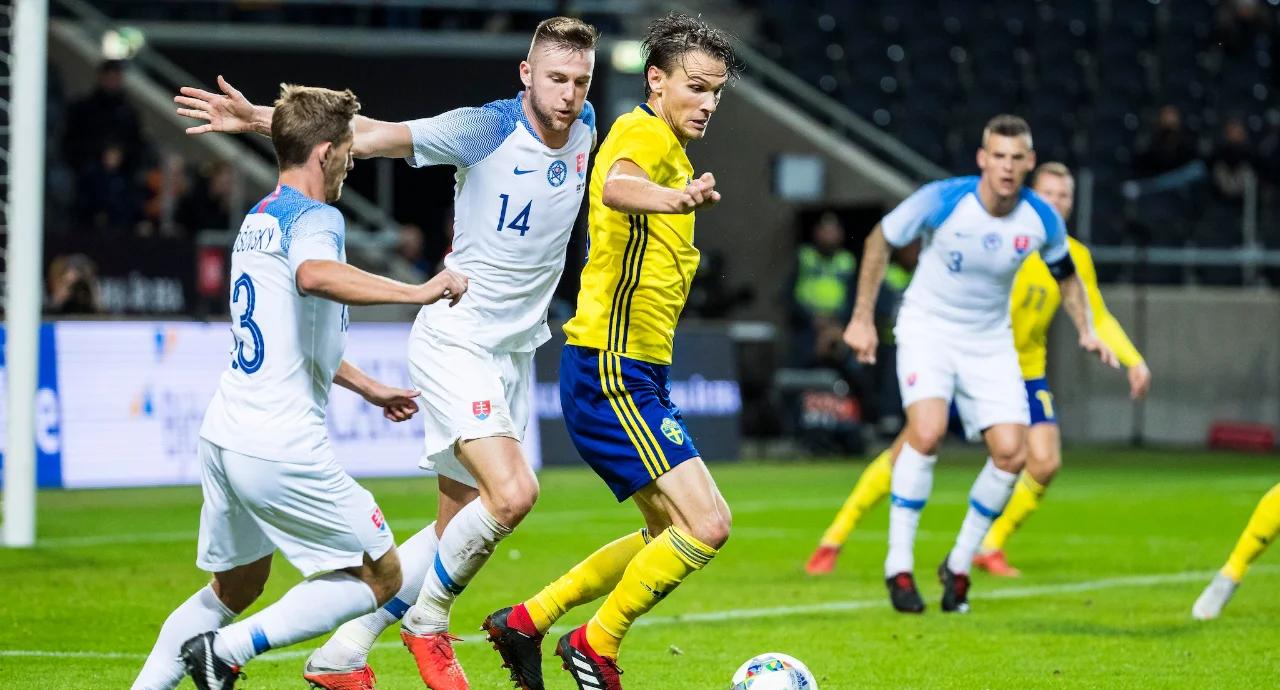 包含斯洛伐克队在欧洲预选赛中获得了不错的成绩的词条 包含斯洛伐克队在欧洲预选赛中获得了不错的成绩的词条