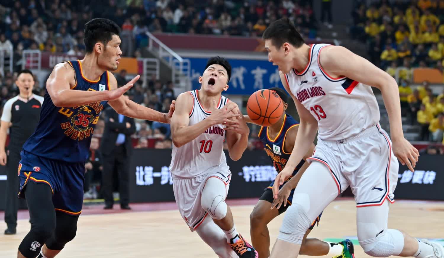 广州队实现逆袭,一举击败劲敌的简单介绍 广州队实现逆袭,一举击败劲敌的简单介绍