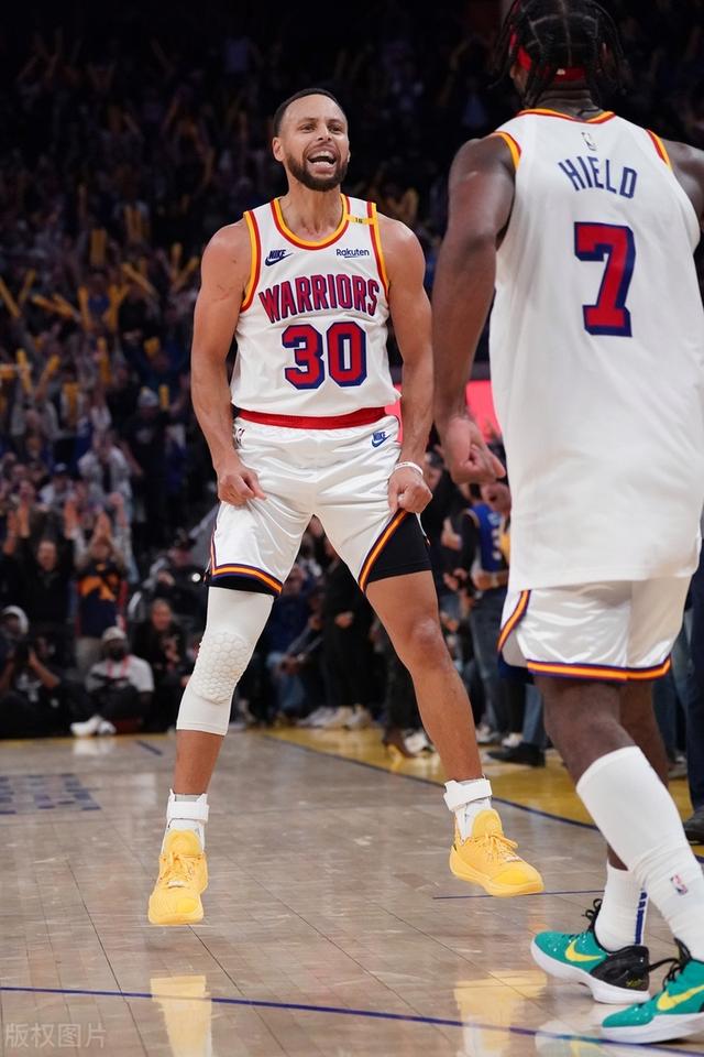 勇士主场获胜，重返西部前四(勇士主场获胜,重返西部前四名的是谁)