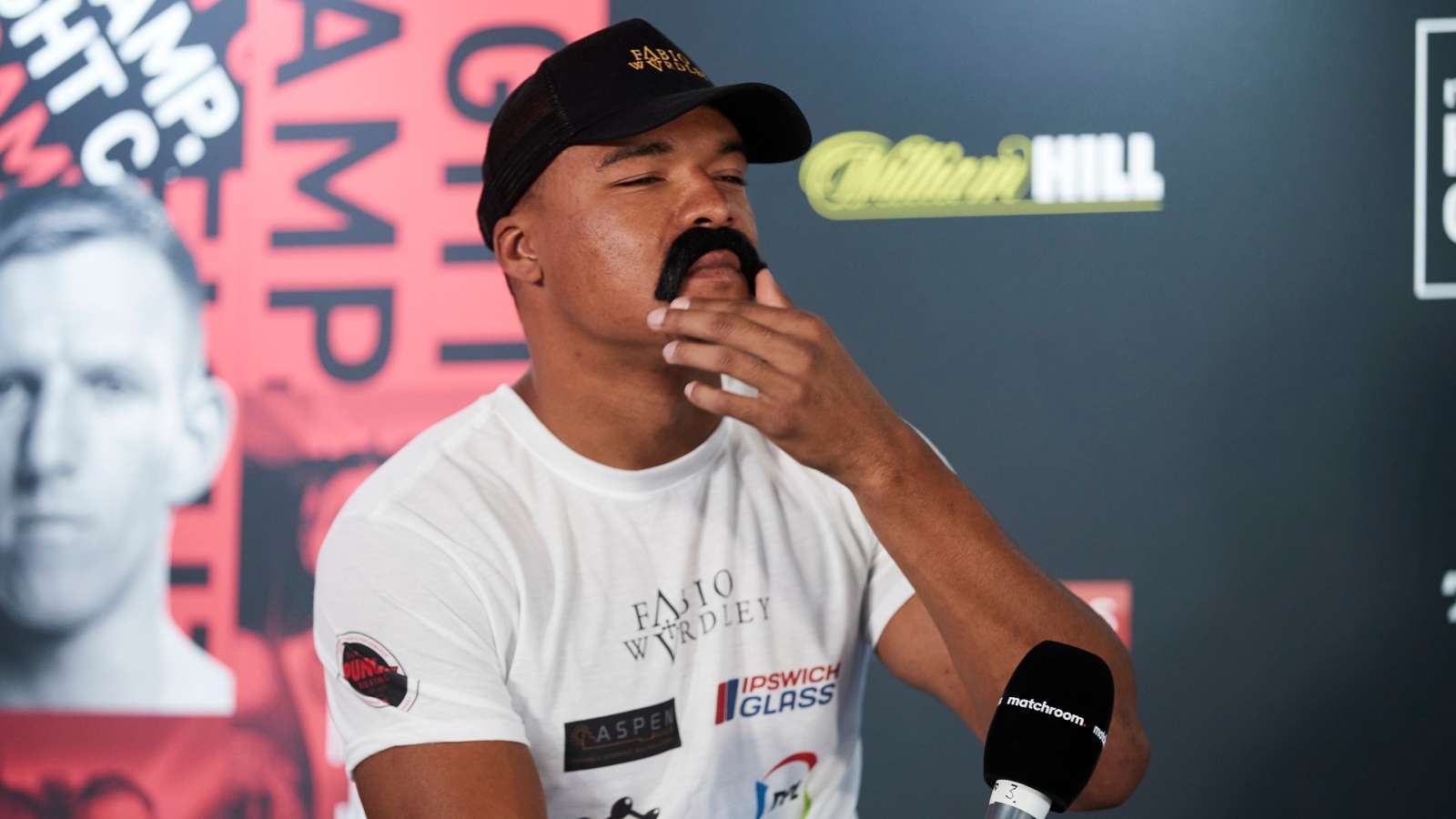 瑞典拳击选手技压群雄,实力超群 瑞典拳击选手技压群雄,实力超群