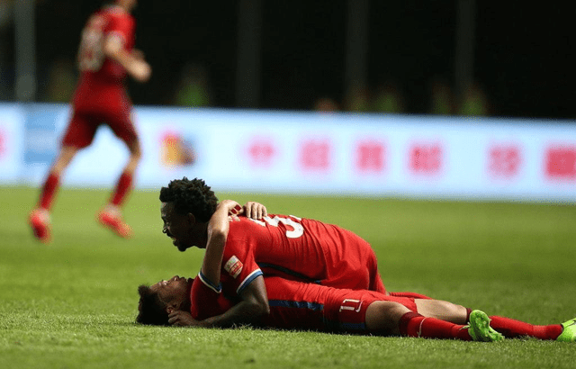 重庆力帆与广州富力互不相让,胜负难预料的简单介绍 重庆力帆与广州富力互不相让,胜负难预料的简单介绍