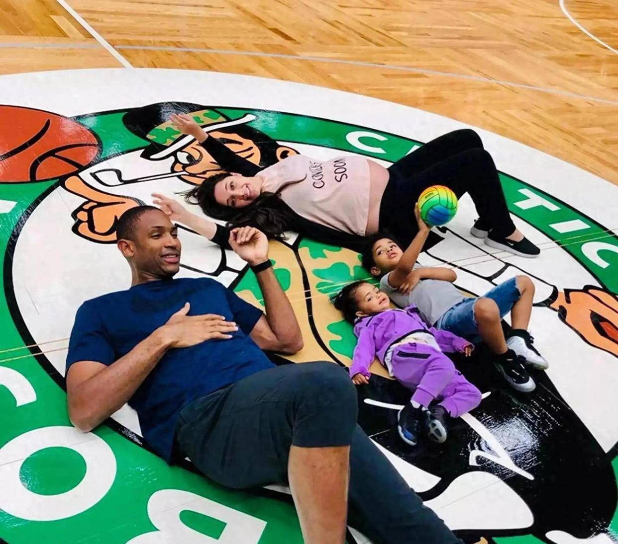 包含NBA球员之间的友谊曝光，互相支持互相鼓励的词条