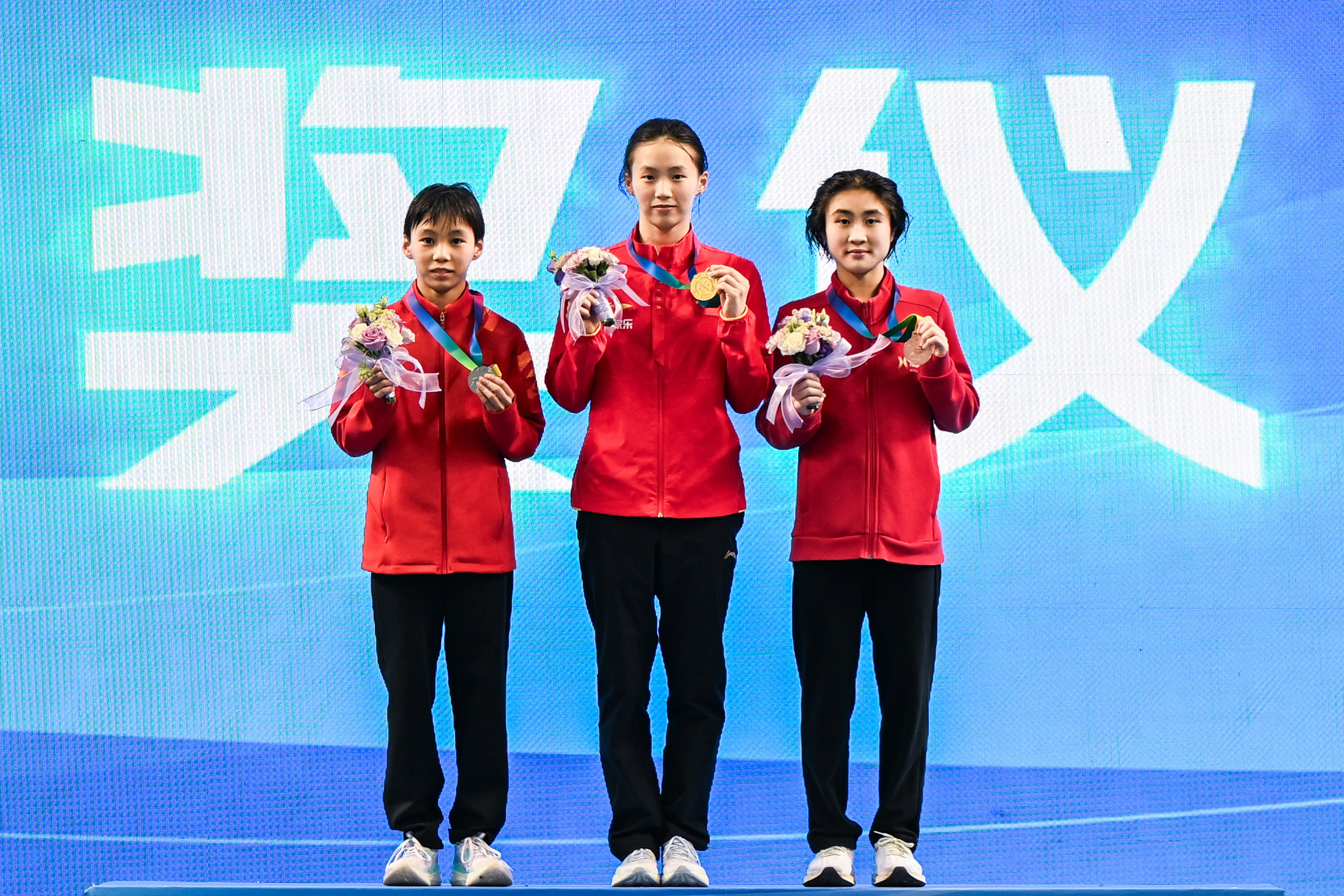 跳水世界杯冠军受邀参加体育盛典 跳水世界杯冠军受邀参加体育盛典