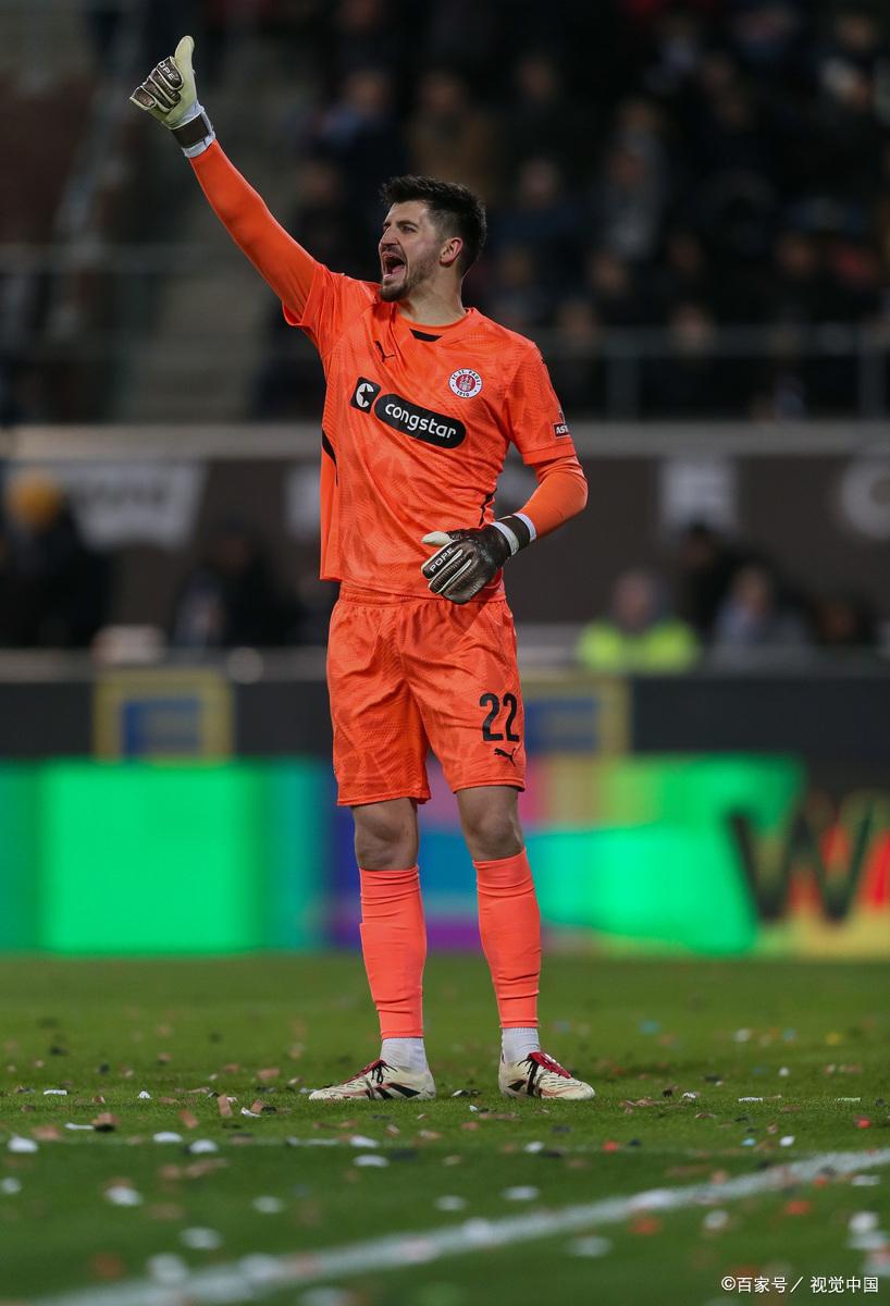 包含法兰克福主场大胜科隆,保持欧战资格希望的词条 包含法兰克福主场大胜科隆,保持欧战资格希望的词条