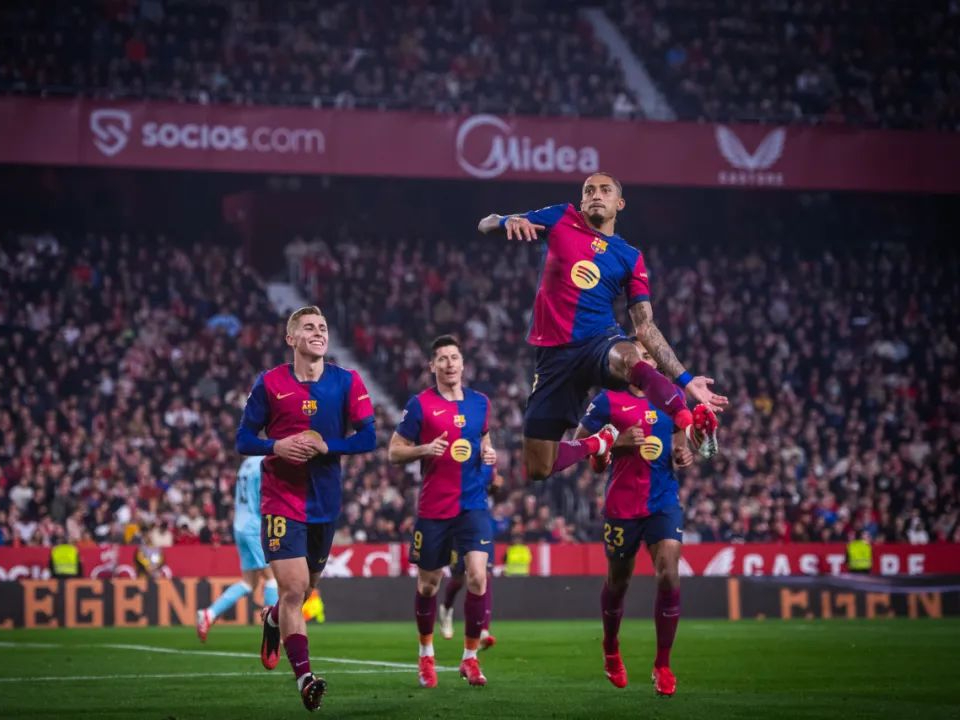 包含巴塞罗那遭遇比利亚雷亚尔绝杀,主场失利的词条 包含巴塞罗那遭遇比利亚雷亚尔绝杀,主场失利的词条