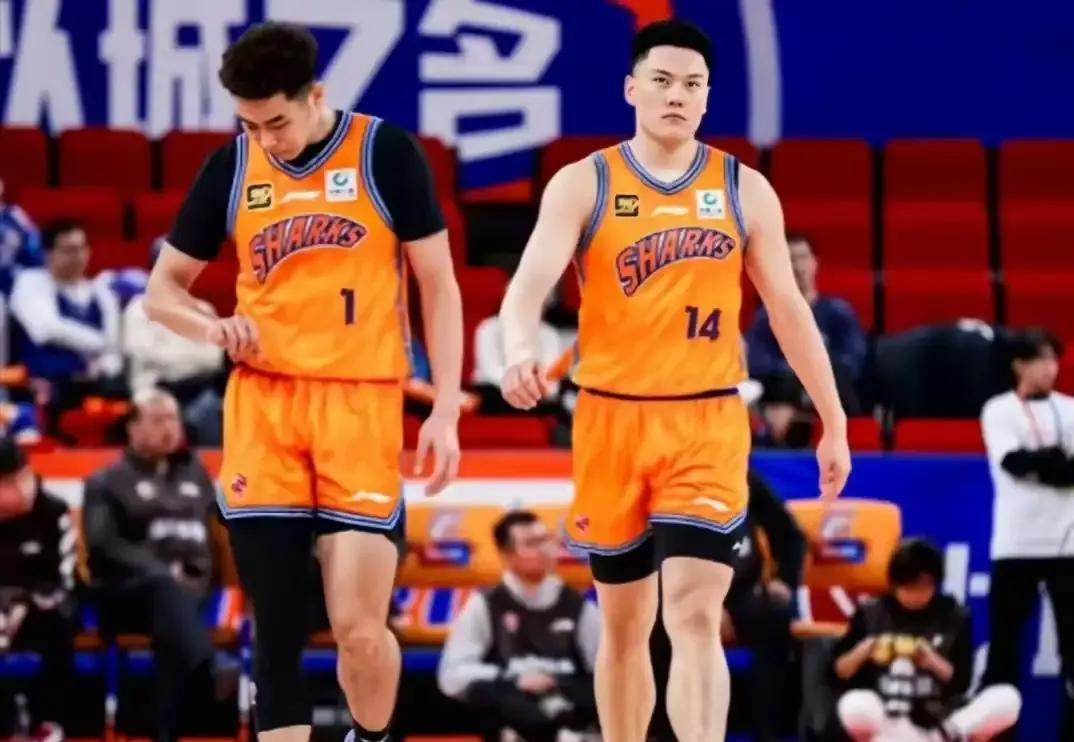 包含超级对决:双方势均力敌,胜负难料的词条 包含超级对决:双方势均力敌,胜负难料的词条