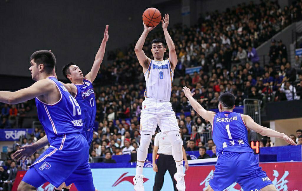 首秀比赛：日本篮球赛开幕大获胜的简单介绍