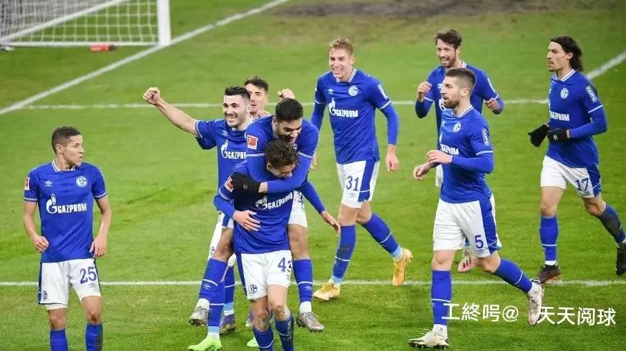 柏林赫塔主场告负,战绩跌至中游位置 柏林赫塔主场告负,战绩跌至中游位置