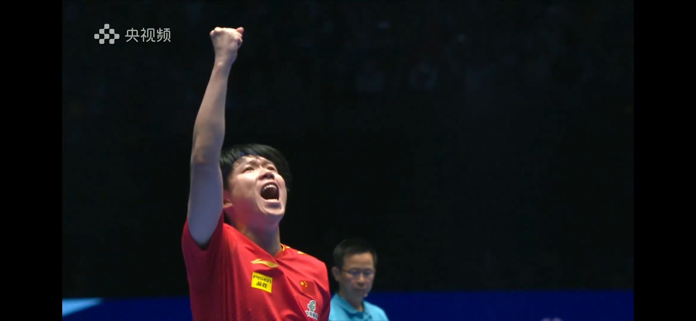 比赛气氛瞬间升温,球员拼搏精神彰显的简单介绍 比赛气氛瞬间升温,球员拼搏精神彰显的简单介绍