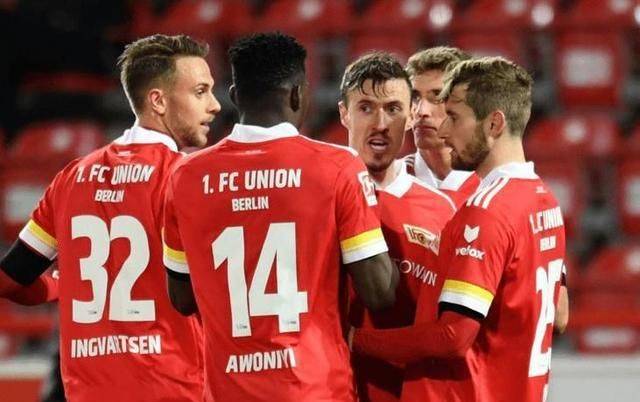 柏林赫塔主教练承诺将力争联赛前四