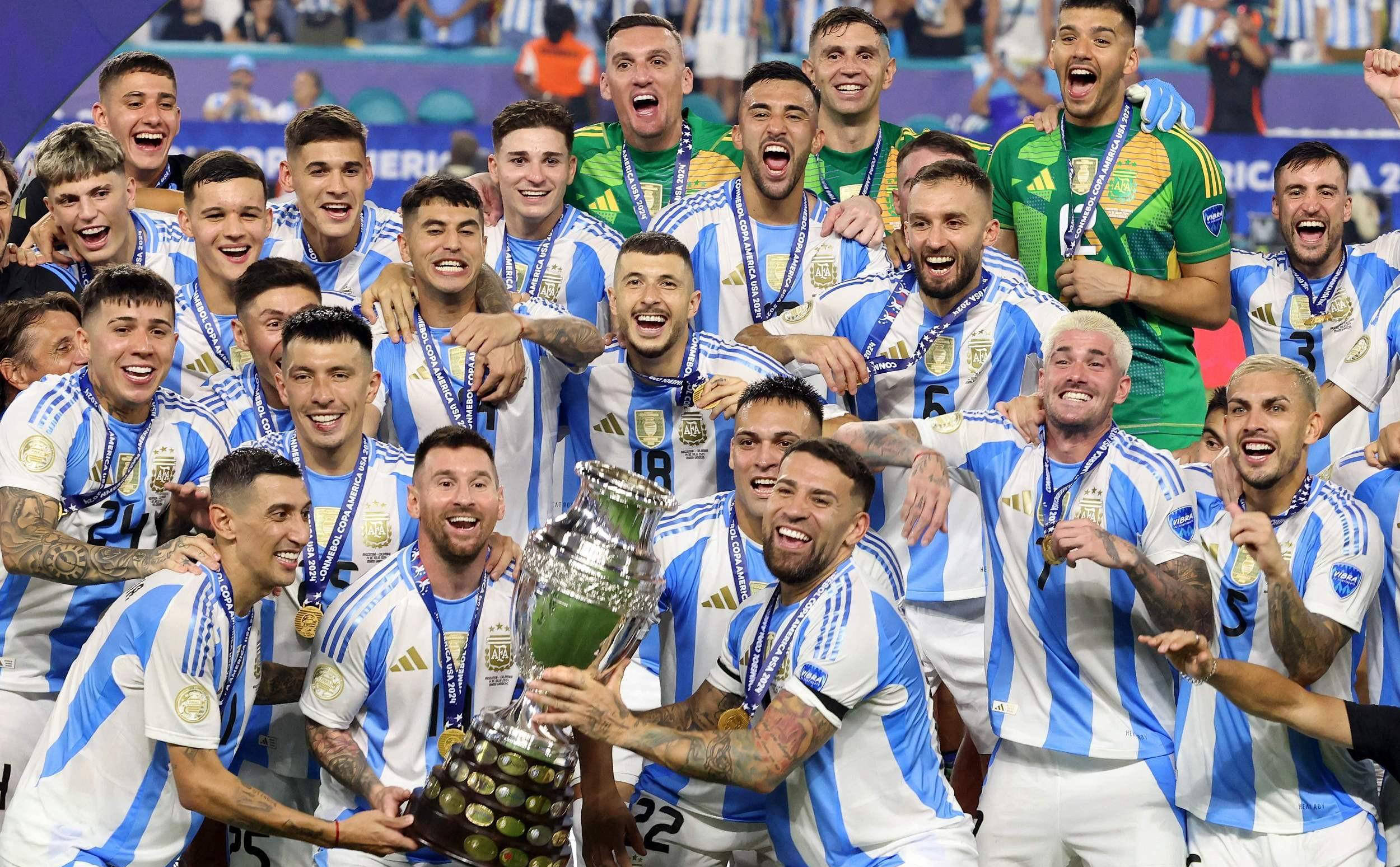 秘鲁国家队备战美洲杯勇争冠军 秘鲁国家队备战美洲杯勇争冠军